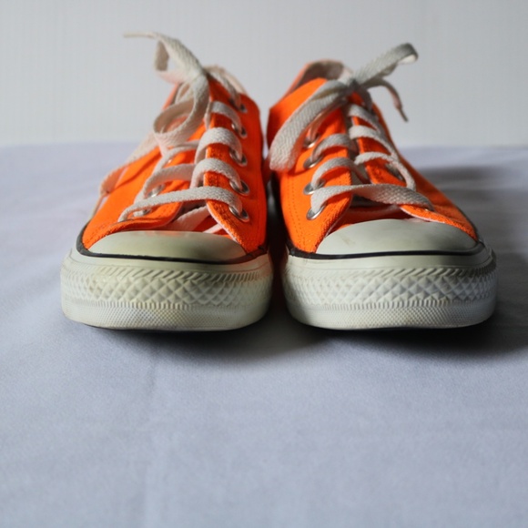 Converse All Star Neon Orange Low Top Sneakers Lace Up Women's Size 6 - Picture 5 of 9